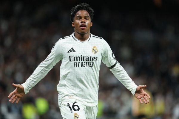 Hứa hẹn một sự trở lại! Phóng viên: Enderick đã tham gia khóa đào tạo hoàn chỉnh của Real Madrid hôm